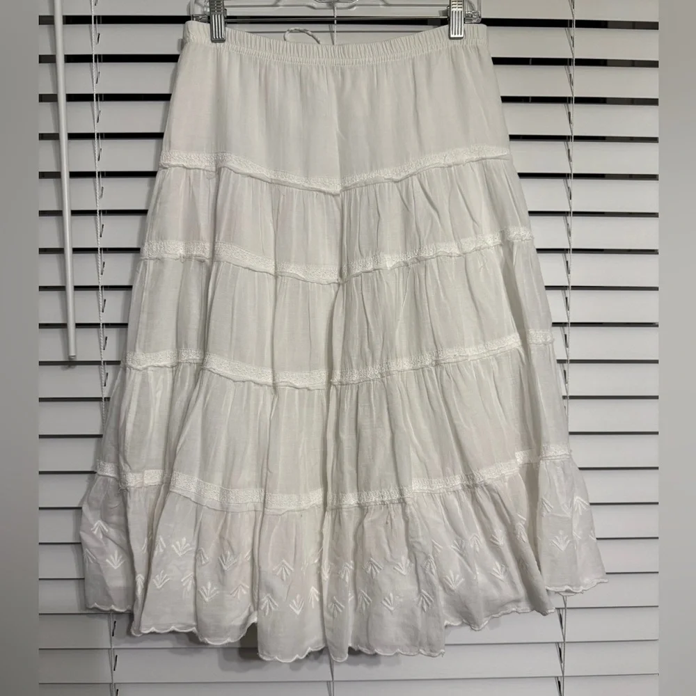 American eagle outfitters 100% cotton ruffle skirt size 0 measurements posted. - Picture 3 of 9